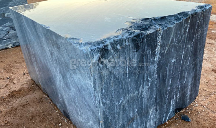 Ruivina Dark grey marble block